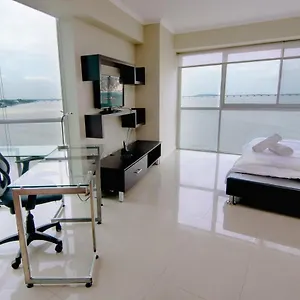 Riverfront I 2, Piso 4, Vista Al Rio, Puerto Santa Ana, Apartamento