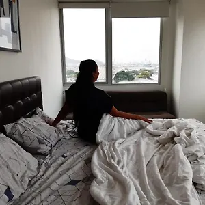 1330 Quo Luxury 1 Minute To Airport Habitación en casa particular